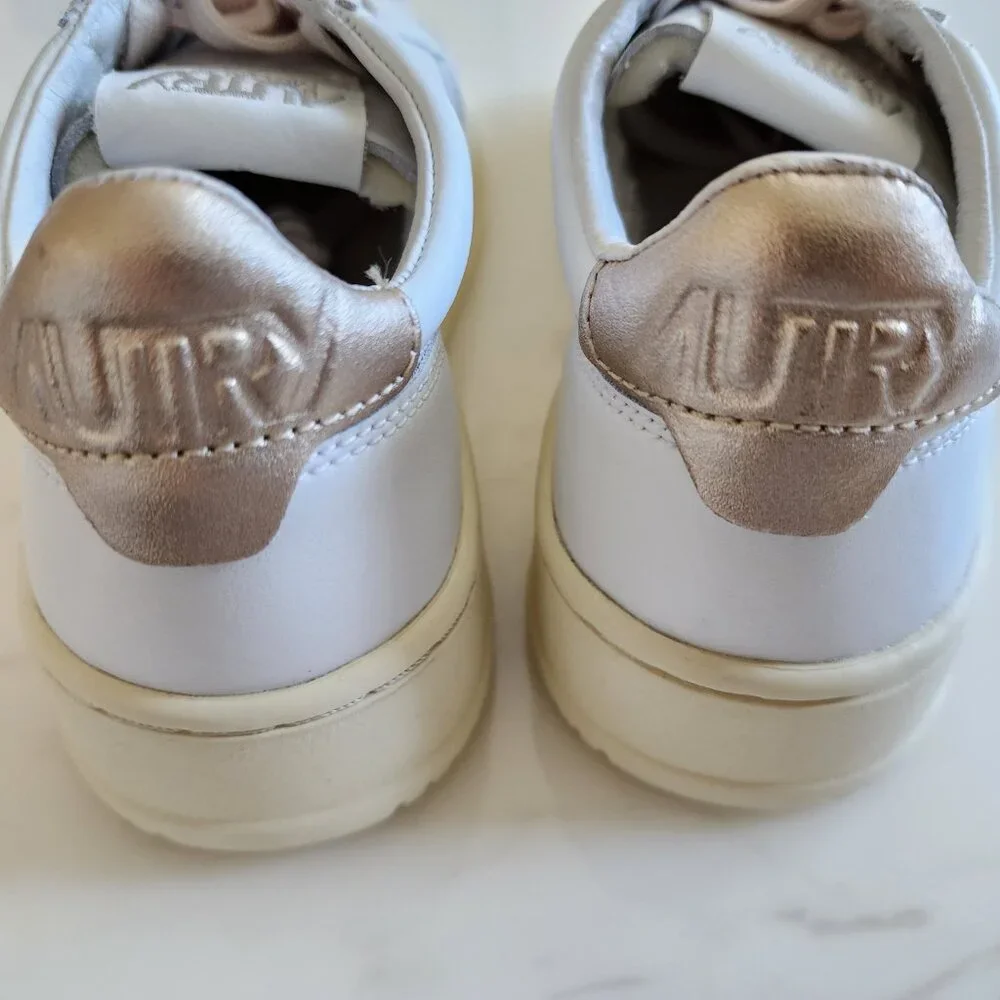NWT Autry Medalist Low Women’s Sneakers – Retro Vibes in White Gold ✨👟 - Picture 8 of 11